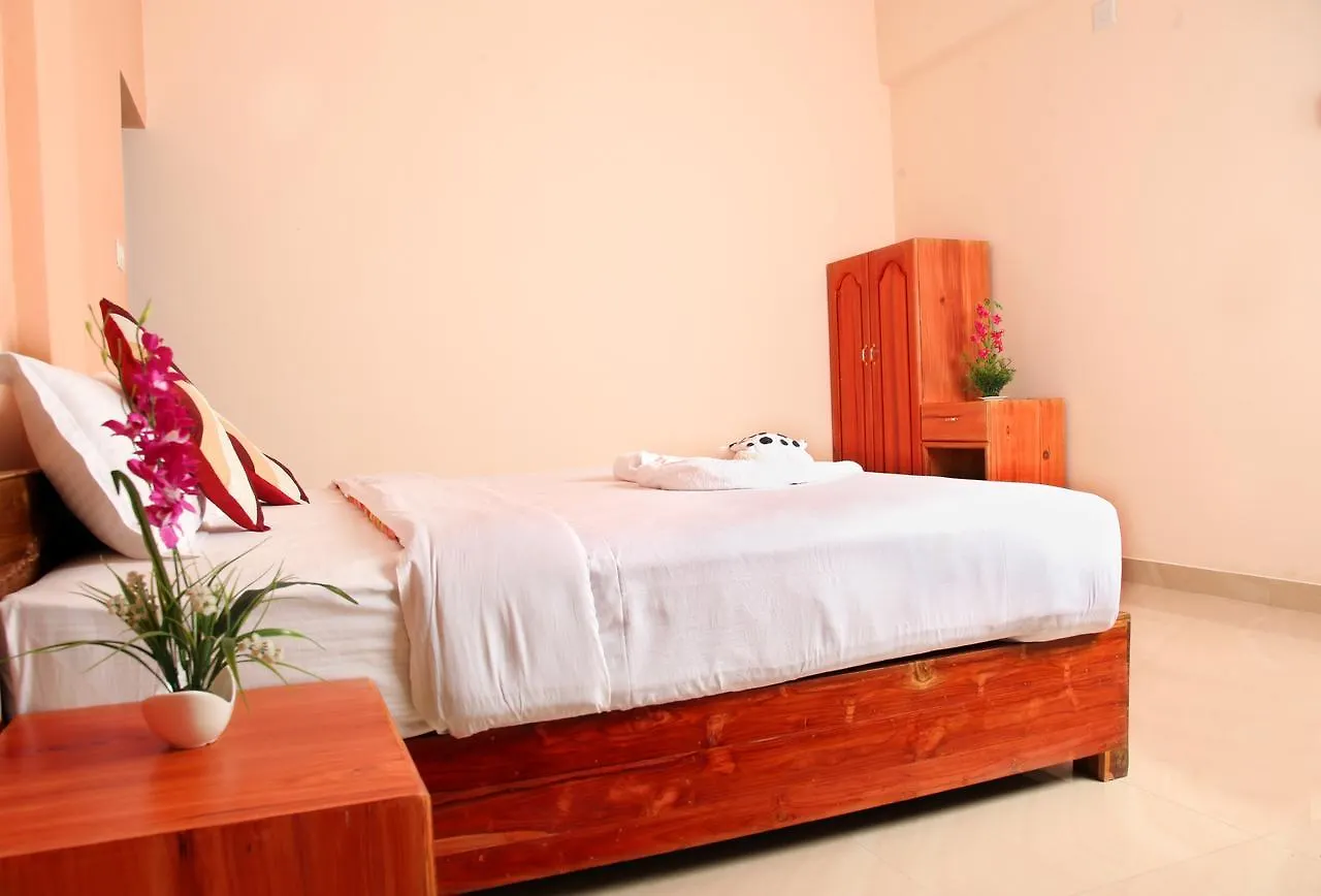 Pine Tree Munnar Hotel